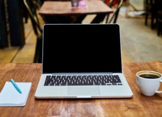 Jak tworzyć bezpieczne i szyfrowane kopie zapasowe?