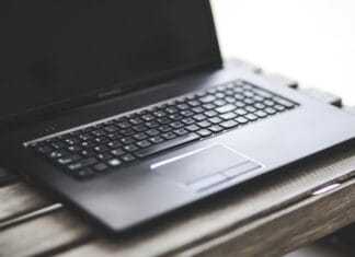 Jakie są sposoby na ograniczenie zużycia energii przez system?