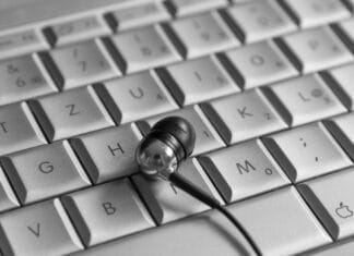 Najlepsze akcesoria do MacBooka – top 10 propozycji