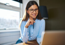 Dlaczego warto inwestować w aplikacje mobilne dla handlowców?