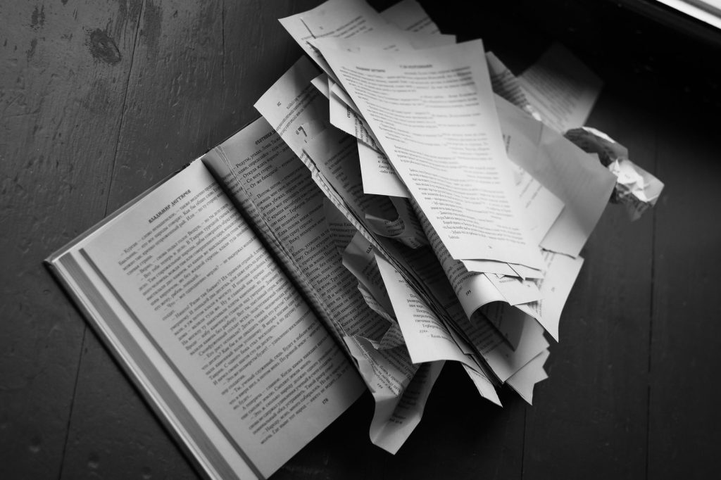 Stirling-PDF w Dockerze – jak lokalnie łączyć, dzielić i edytować pliki PDF bez wysyłania do sieci